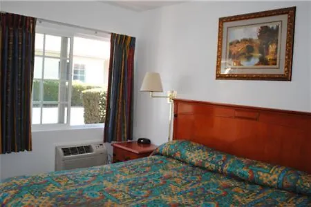 Rose Bowl Motel Los Angeles Room photo
